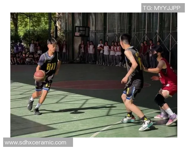 武汉篮球队在精英赛中的意识表现分析与战术探讨